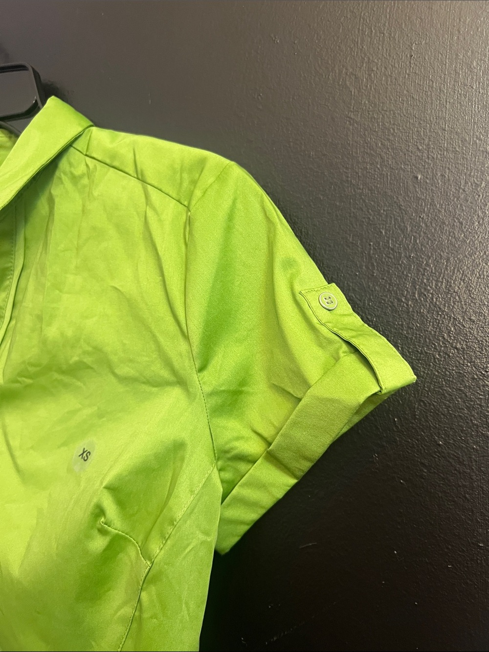 NY&Co Leaf Green Short Sleeve Silver Button-Up Blouse - Picture 5 of 5
